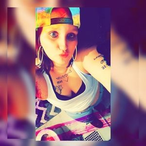 Meet your Posher, Tina